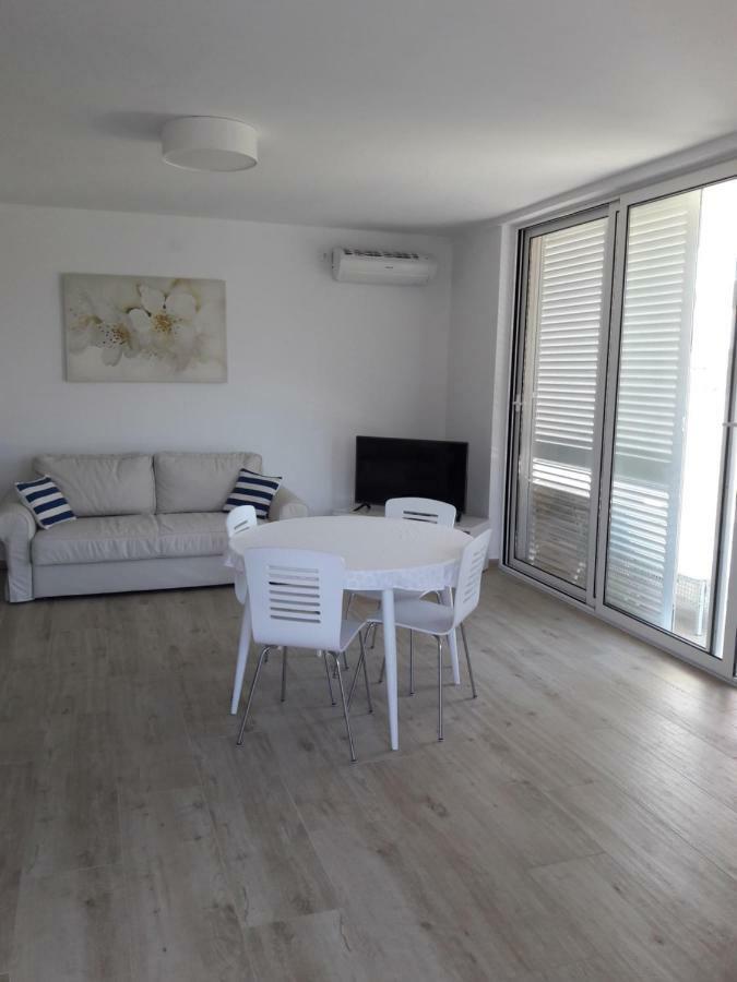 Apartment Marina Silba Exteriör bild